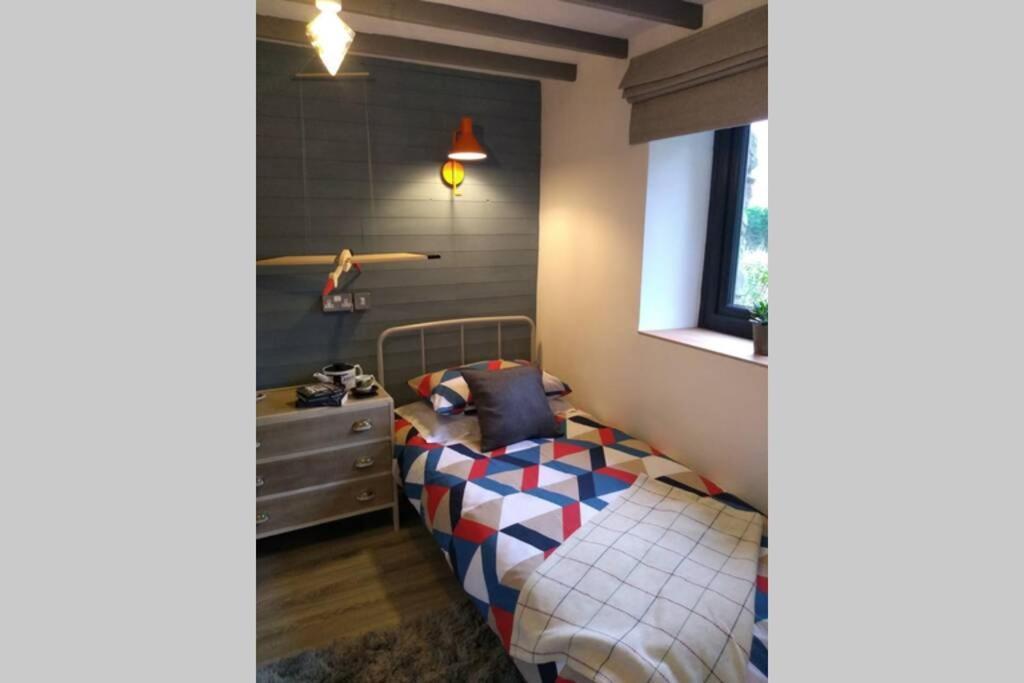 Farmhand Cottage Нарбърт Екстериор снимка