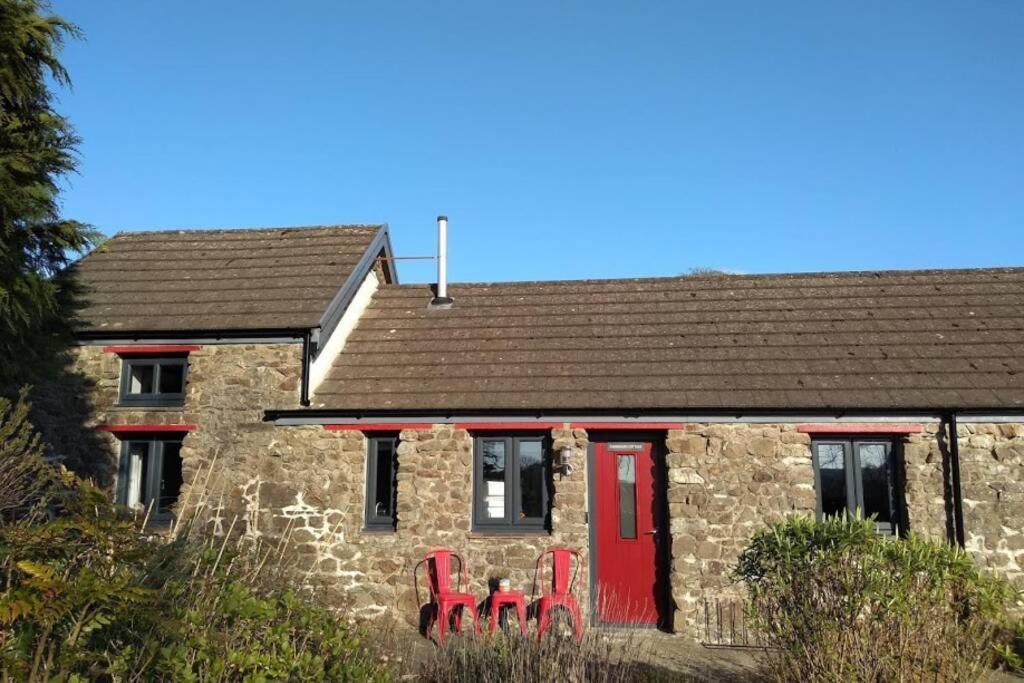 Farmhand Cottage Нарбърт Екстериор снимка